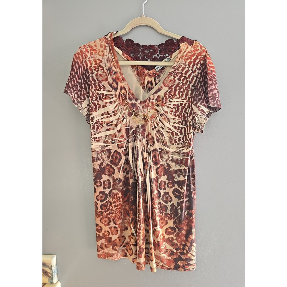 Unity World Wear Burgundy Mixed Media V-Neck Studded Tunic Top Womans Size XL